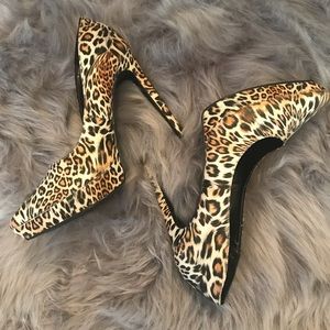 Cheetah Print Heels ✨